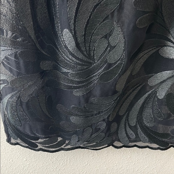 Bebe embroidered mesh tunic - Picture 8 of 12